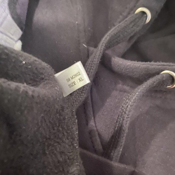 [RARE] "BItches Ain't Loyal" Mickey Mouse Hoodie - Picture 3 of 3